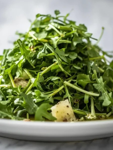 Salada de Rúcula com Parmesão
